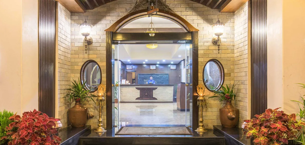 Da Yatra Courtyard Hotel