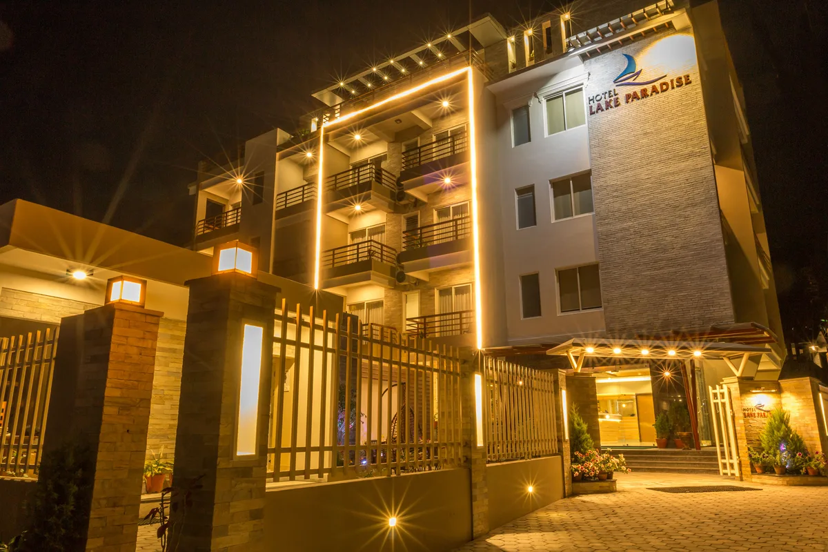 Hotel Lake Paradise