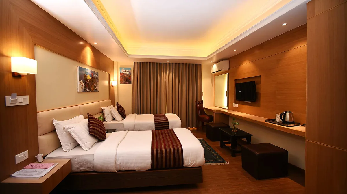 Hotel Middle Path & Spa Pokhara photo 3